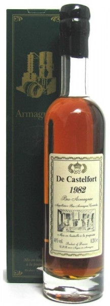 Armagnac De Castelfort Jahrgang 1982 abgefüllt im Jahr 2013/2015 - 31/33 Jahre im Fass gelagert